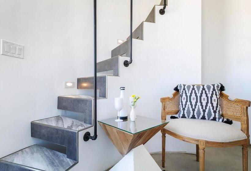 스탠다드 룸, The Castle House Estate