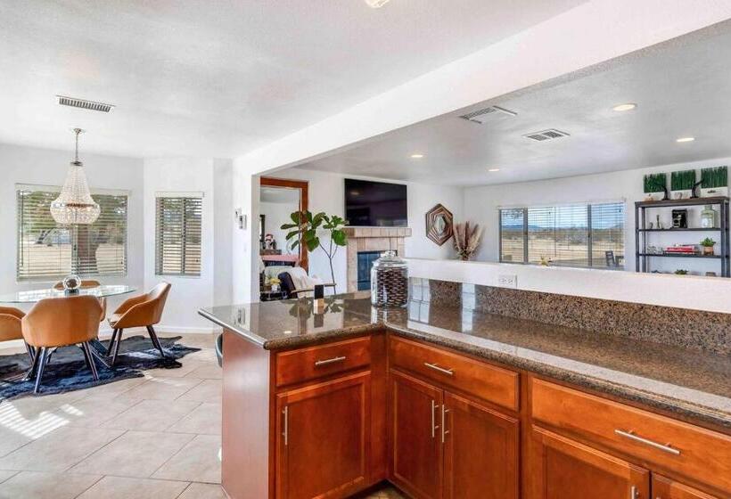 3침실 스탠다드 방갈로, The Castle House Estate