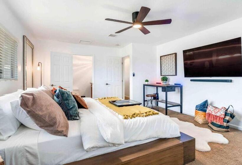 3침실 스탠다드 방갈로, The Castle House Estate