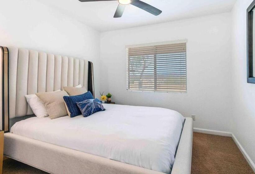 3침실 스탠다드 방갈로, The Castle House Estate