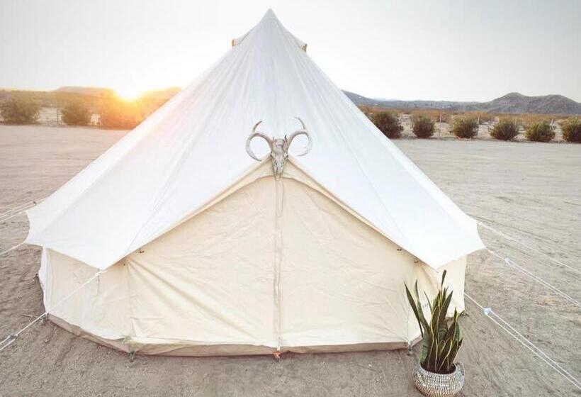 Standard Tent, The Castle House Estate