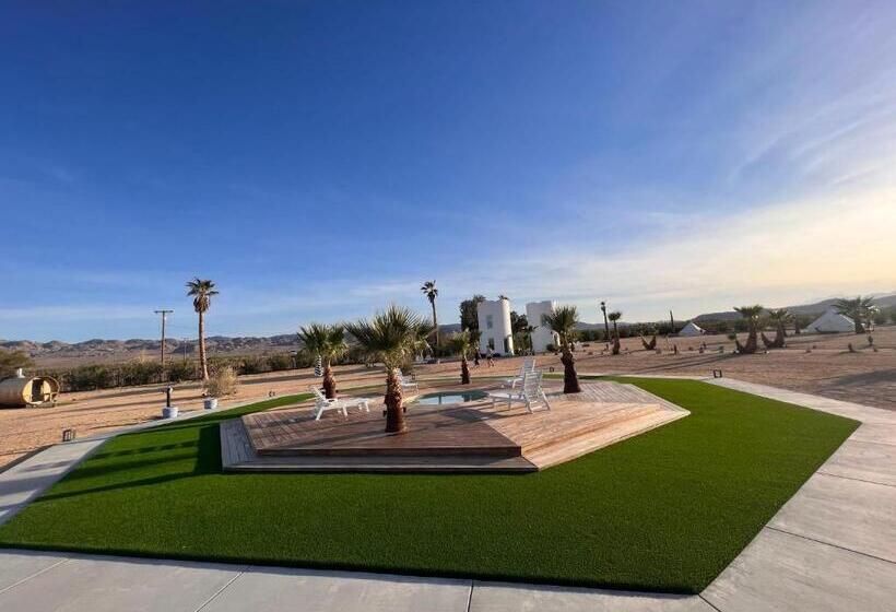 Standard Tent, The Castle House Estate