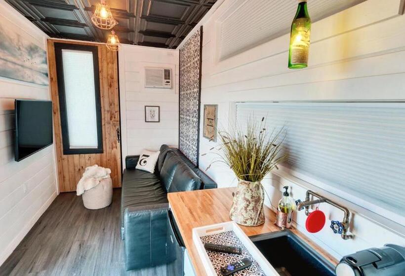 빌라 침실 1개, The Castle House Estate