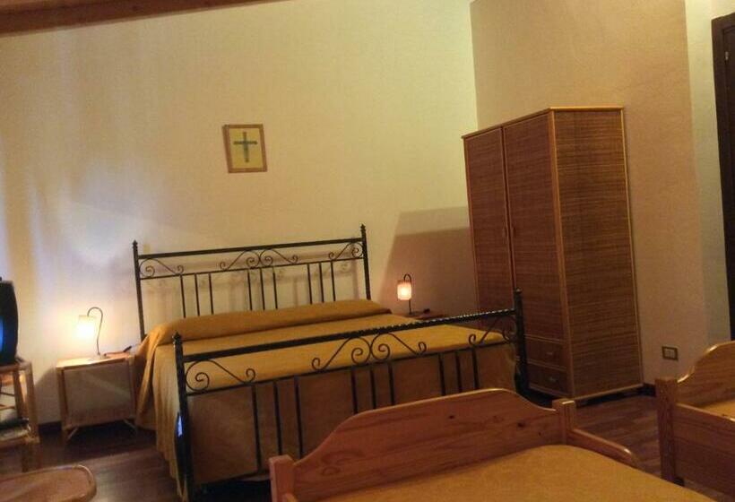 スタンダード4人部屋, B&b Domus Candida