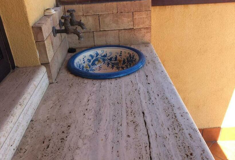 スタンダード4人部屋, B&b Domus Candida