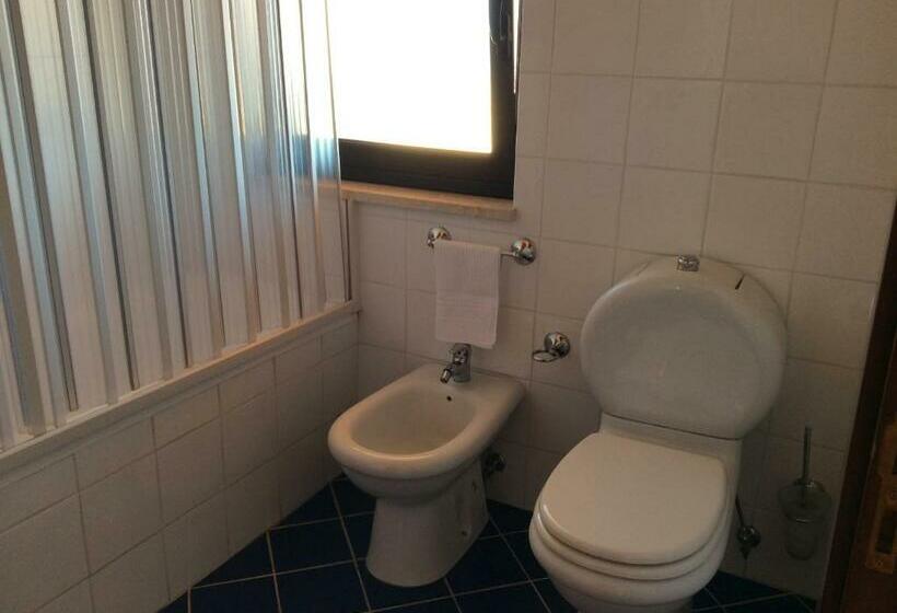 四人标准间, B&b Domus Candida
