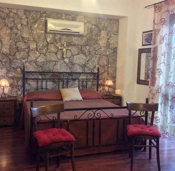 バルコニー付きスタンダードトリプルルーム, B&b Domus Candida