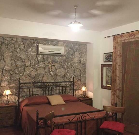 バルコニー付きスタンダードトリプルルーム, B&b Domus Candida