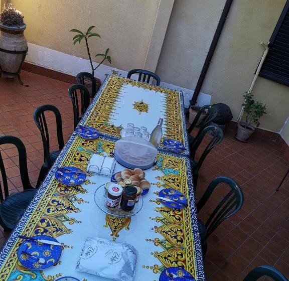 バルコニー付きスタンダードトリプルルーム, B&b Domus Candida