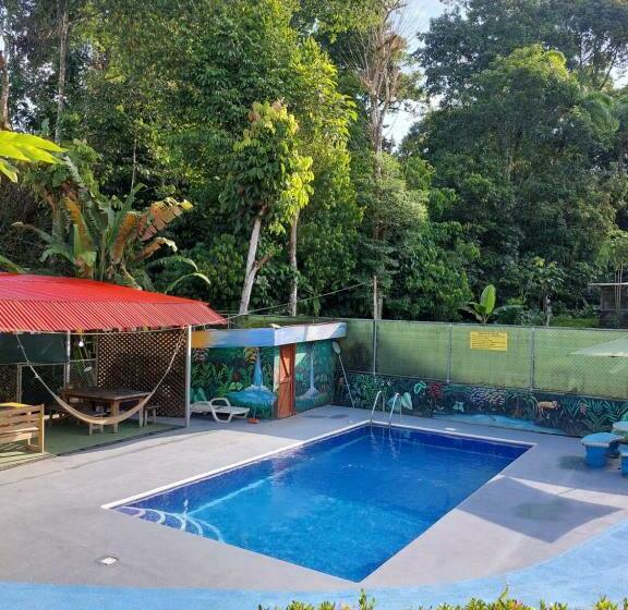 패밀리 방갈로, Restaurante Y Cabinas Sudy