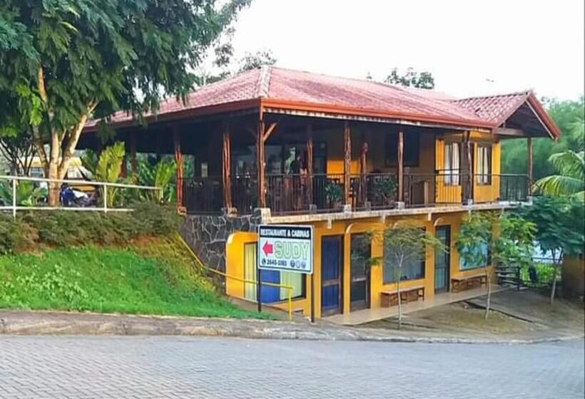 Студия Стандарт, Restaurante Y Cabinas Sudy