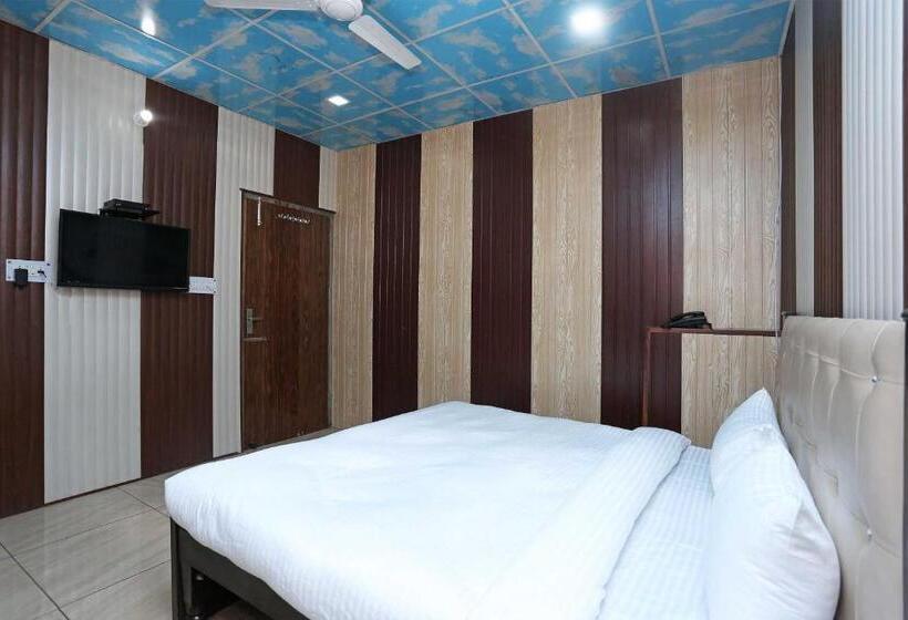 اتاق کلاسیک سه تخته, O Diamond