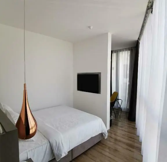 バルコニー付きデラックスルーム, Otel Hotel Sibu