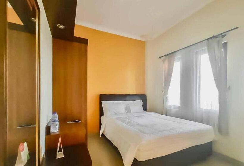 스탠다드 룸, Reddoorz Syariah Plus Near Cirebon Super Block Mall 2