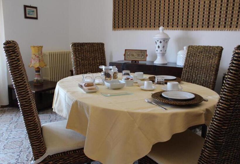 Номер Стандарт Трехместный, Villa Pedaci B&b