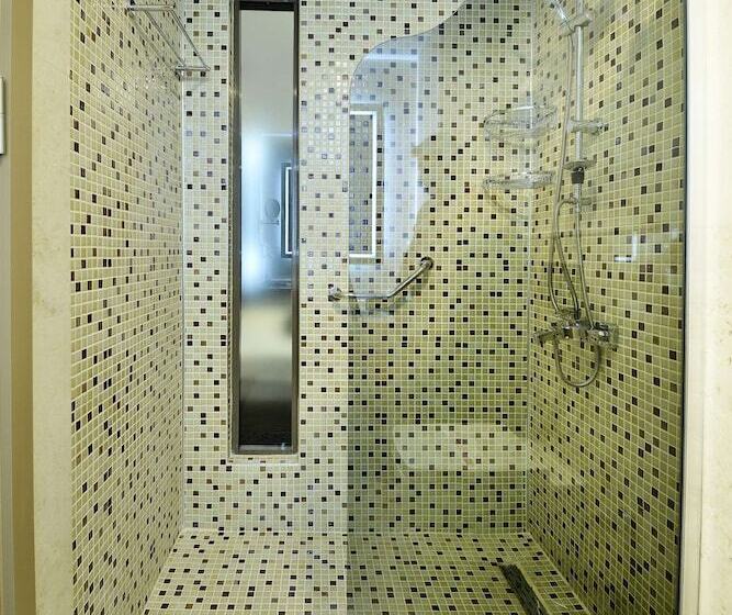 اتاق استاندارد, Capital Center