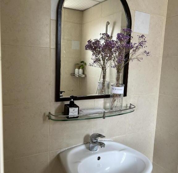 اتاق لوکس, Trang An Hotel   5 Minutes Landmark 81