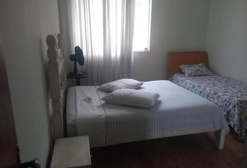 اتاق لوکس, Casa Verde