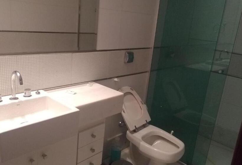 اتاق لوکس, Casa Verde