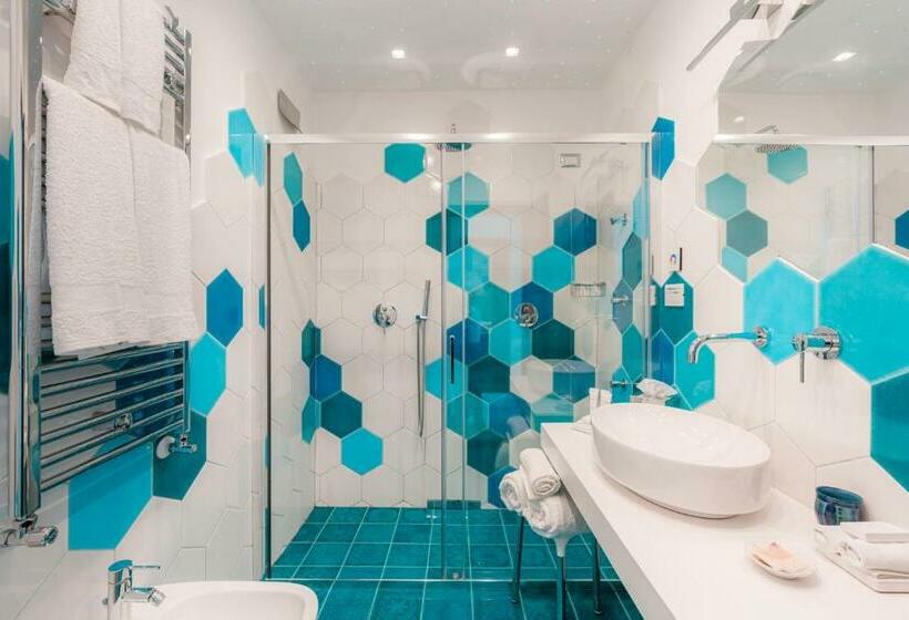 オーシャンビュースタンダードルーム, Villa Nettuno