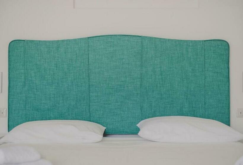 オーシャンビュースタンダードルーム, Villa Nettuno