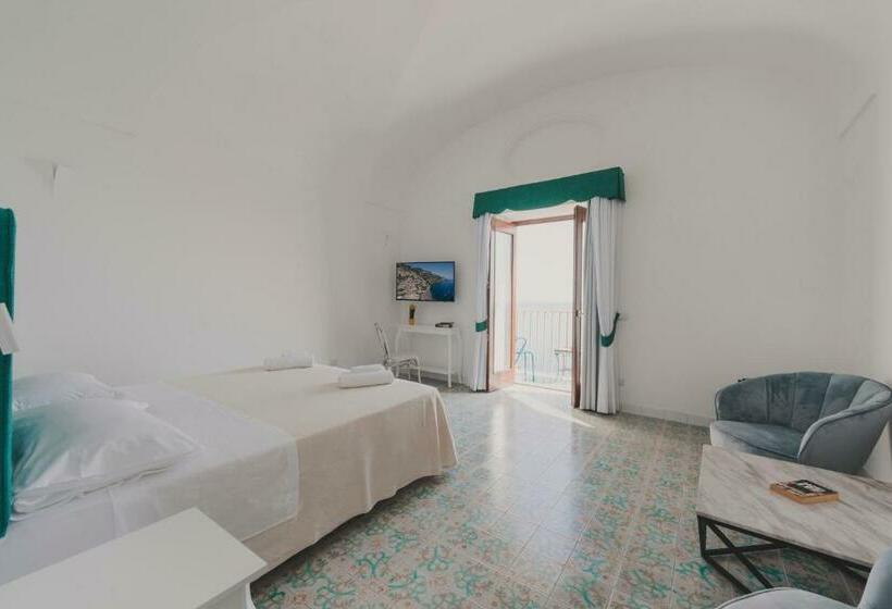 オーシャンビュースーペリアールーム, Villa Nettuno