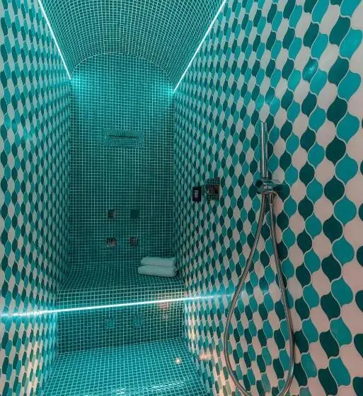 اتاق لوکس با چشم‌انداز دریا, Villa Nettuno