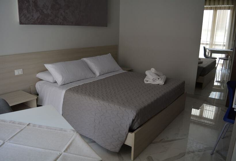 اتاق استاندارد با بالکن, B&b Le Mura