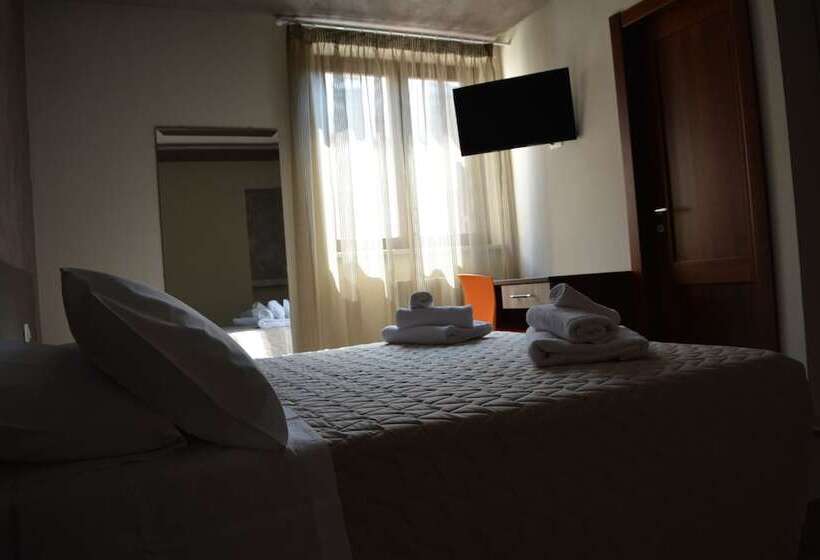 اتاق استاندارد با بالکن, B&b Le Mura