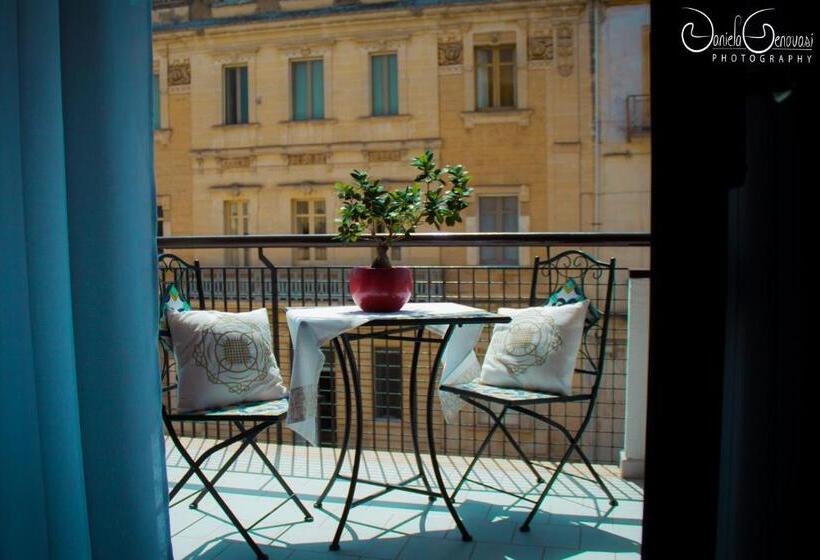 اتاق لوکس با بالکن, B&b Le Mura