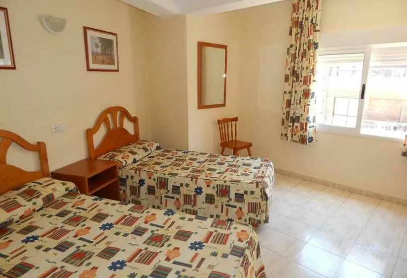 آپارتمان 2 خوابه, Apartamentos Avenida