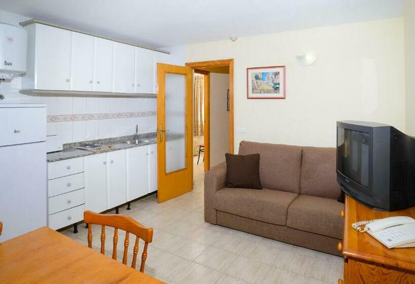 דירת שני חדרים, Apartamentos Avenida