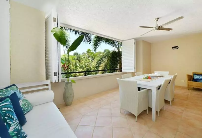 ویلای 3 خوابه, Cayman Villas Port Douglas