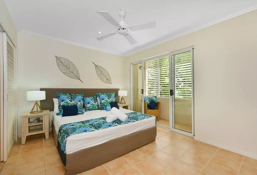 ویلای 3 خوابه, Cayman Villas Port Douglas