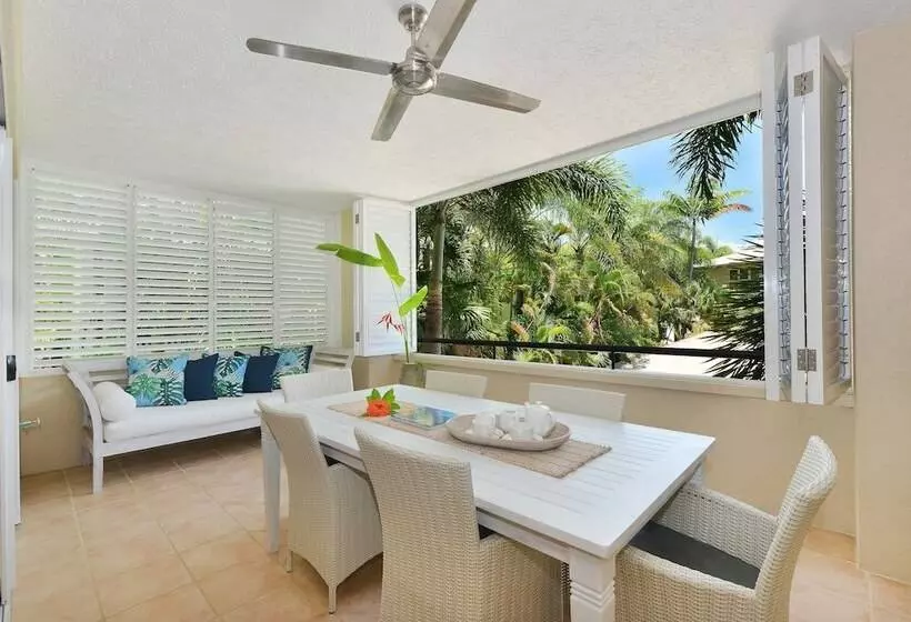 ویلای 3 خوابه, Cayman Villas Port Douglas