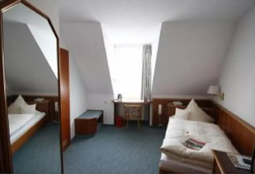 スタンダードシングルルーム, Garni Hotel Maselheimer Hof