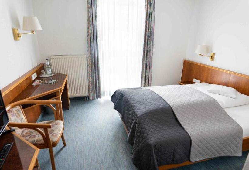 싱글 디럭스 룸, Garni Hotel Maselheimer Hof