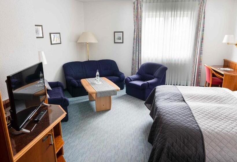 디럭스 룸, Garni Hotel Maselheimer Hof