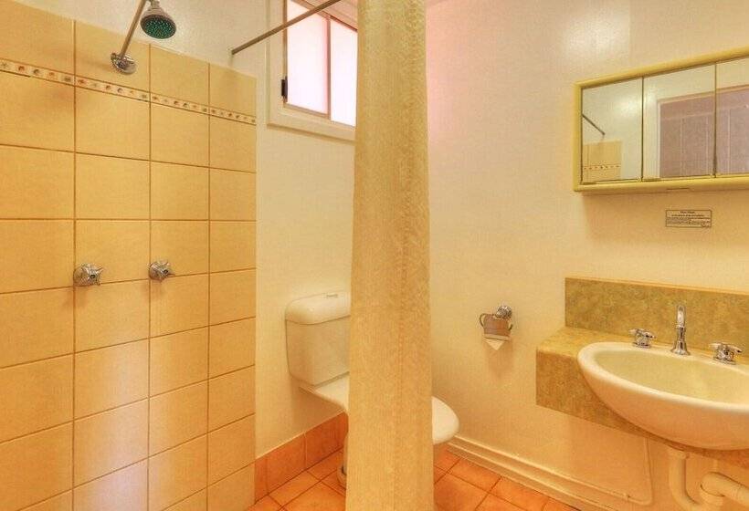 Апартаменты 1 Спальня, Halls Creek Motel