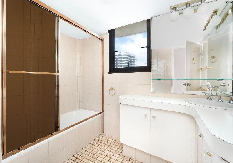 شقة غرفة واحدة, Breakfree Acapulco