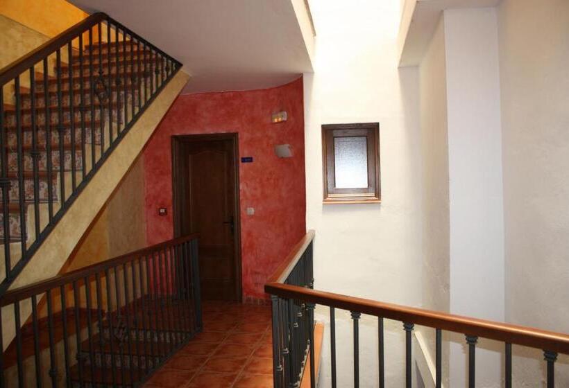 Четырехместный Номер Стандарт, Don Pero