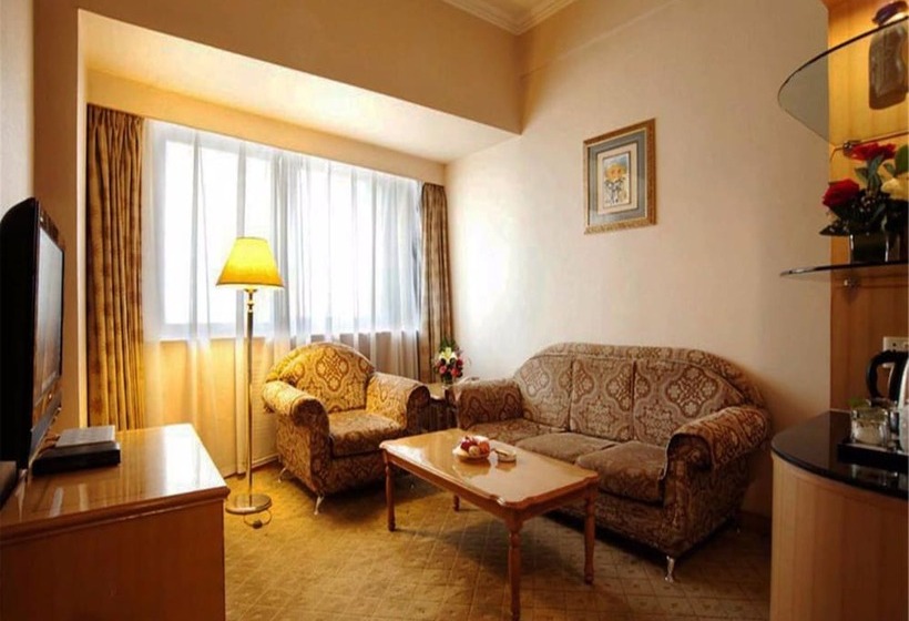 جناح ديلوكس, Jinjiang Sun