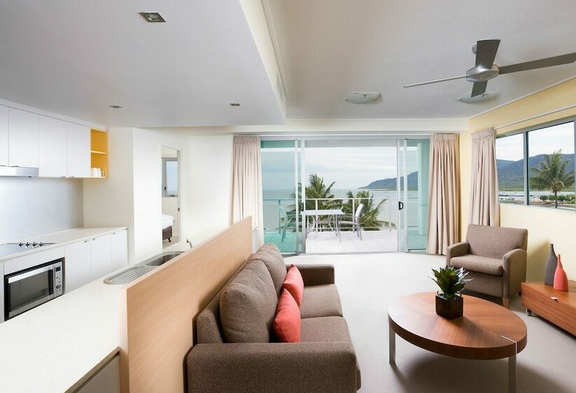 带2个卧室带海景的公寓, Mantra Trilogy