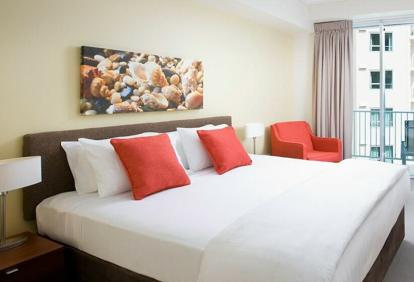 带2个卧室带海景的公寓, Mantra Trilogy