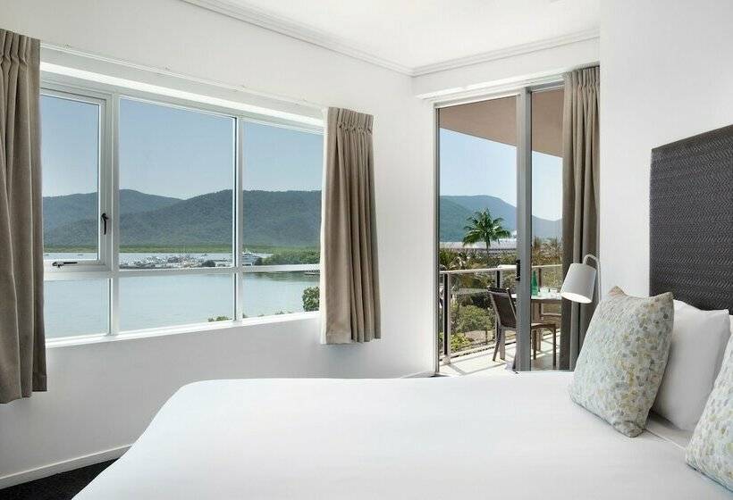 带2个卧室带海景的公寓, Mantra Trilogy