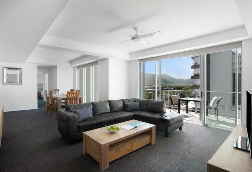 带3个卧室的公寓, Mantra Trilogy