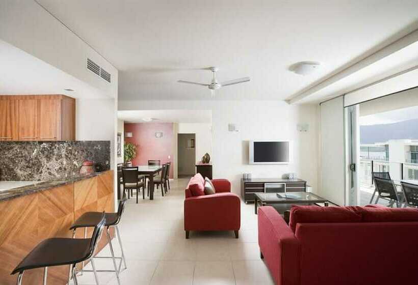 带3个卧室的公寓, Mantra Trilogy