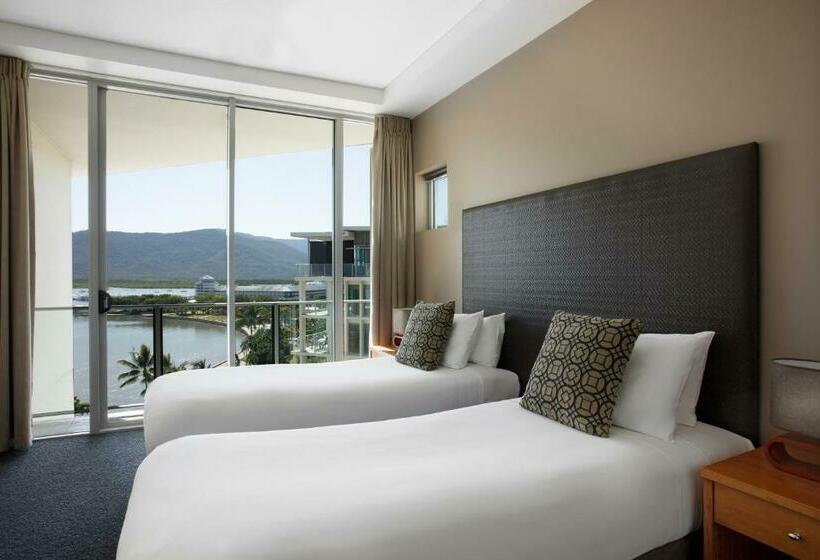 带3个卧室带海景的公寓, Mantra Trilogy