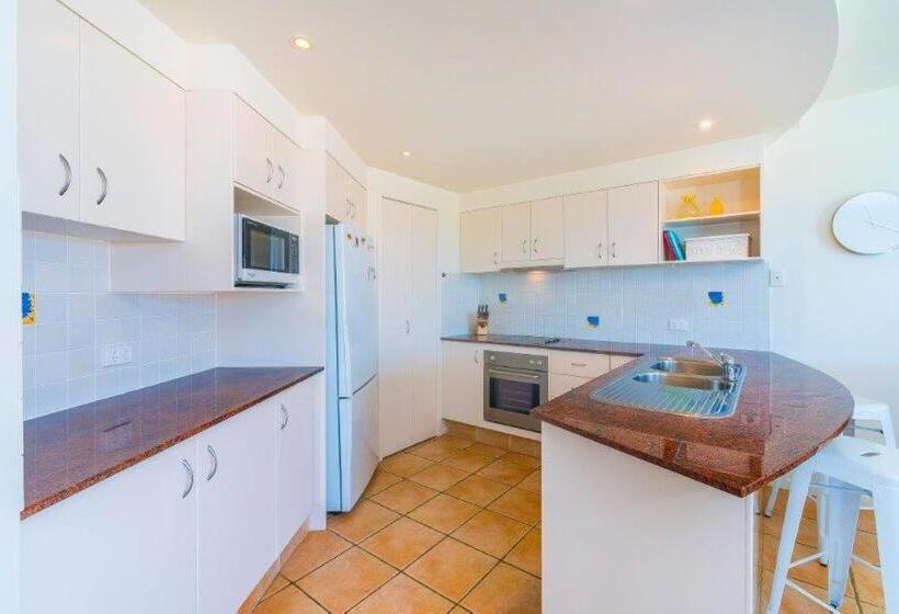 海の見える1ベッドルームアパートメント, The Cove Yamba