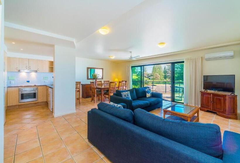 1階の1ベッドルームアパートメント, The Cove Yamba